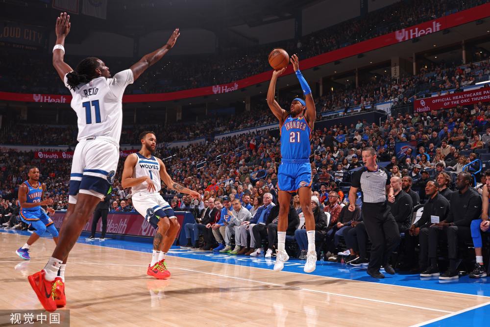 [高尔夫]拉斯海玛锦标赛德勒雷领先 李昊桐T30丁文一T63.