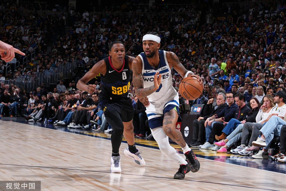 露头角的球 露头角的球